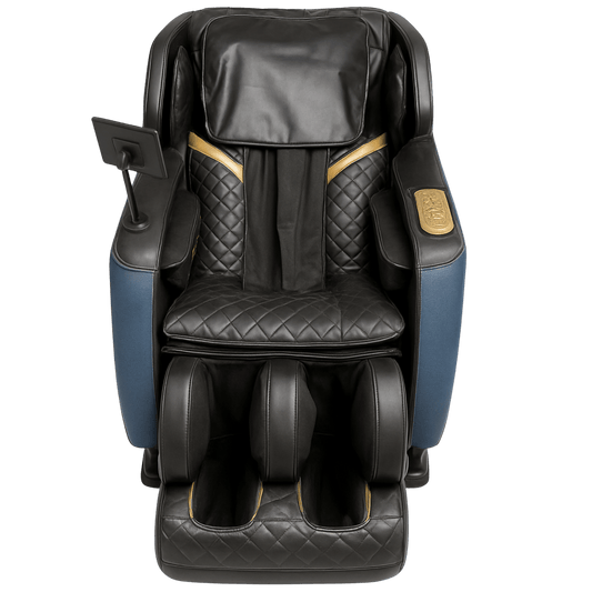 Vooraanzicht van een zwarte massagestoel met blauwe zijkanten, quilted zitting en goudkleurige accenten.