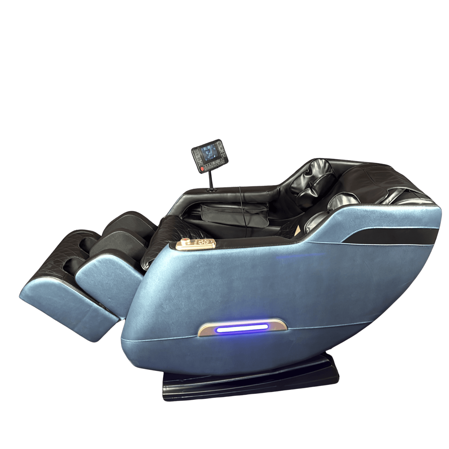 Zijkant van een zwarte massagestoel met blauwe panelen, goudaccent en blauwe lichtstrip.